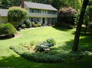 31 Harvest Hill Rd, West Simsbury, CT 06092