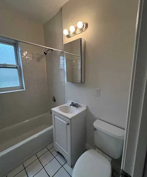111 Norway St #304A — Photo 17