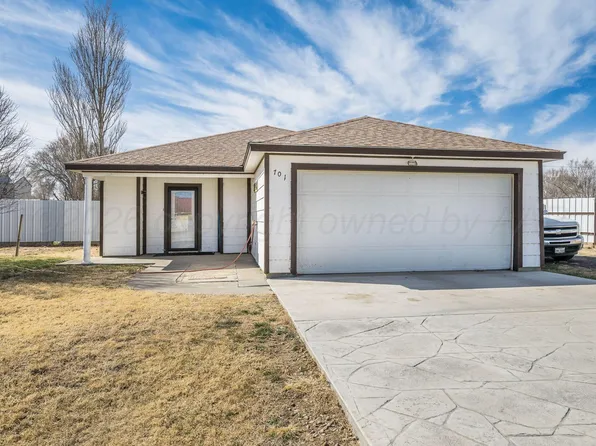 701 Glennis, Cactus, TX 79013