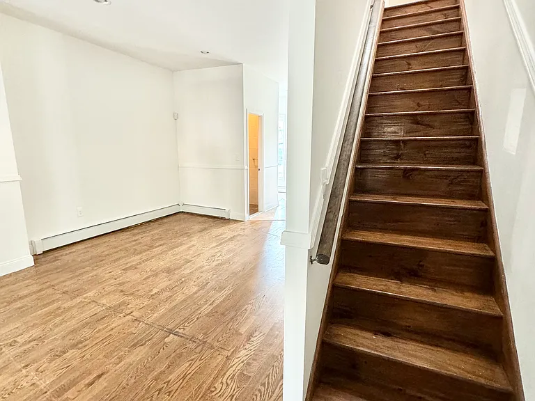 41 Pilling St #2 — Photo 3