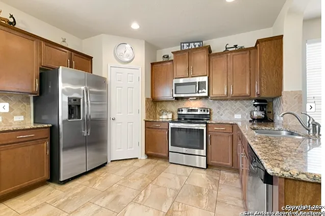 9022 Bowen Br — Photo 4