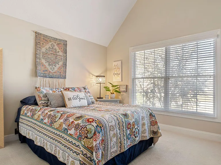 4332 E Ambrose Dr — Photo 19