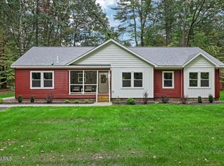 113 Jones Rd, Saratoga Springs, NY 12866