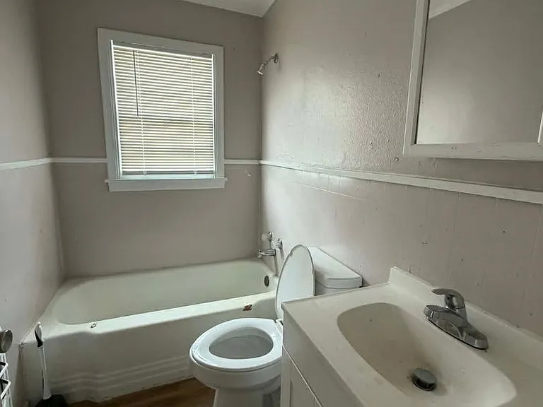 3159 Milton St — Photo 5