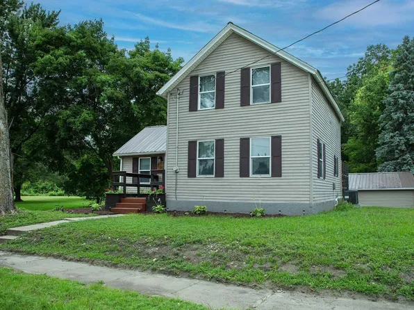 320 W Fayette St, Denver, IA 50622