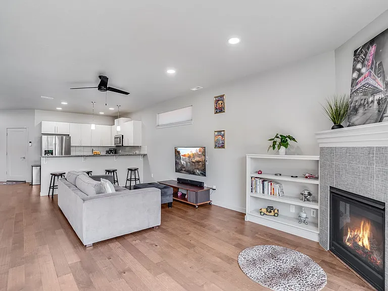 14410 SW Aiken Ln — Photo 3