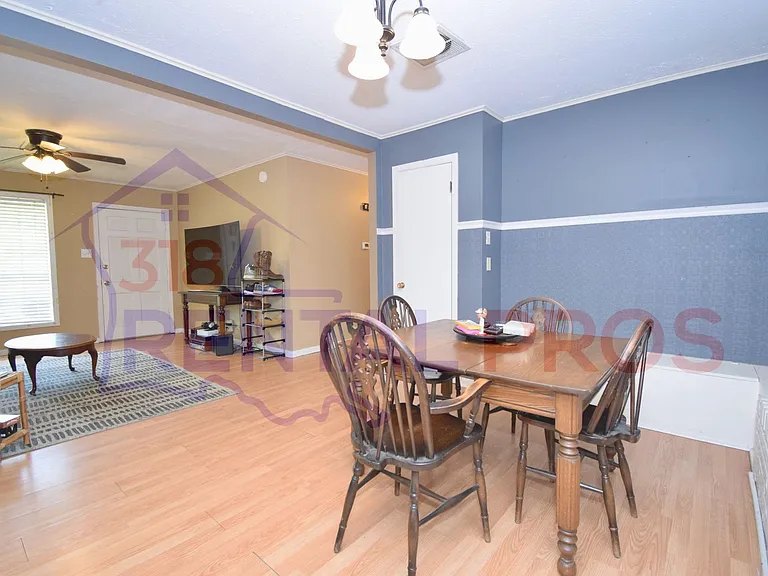 1201 Greenwood Dr — Photo 7
