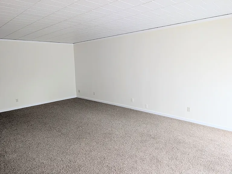 136 Centennial Ave #100 — Photo 6