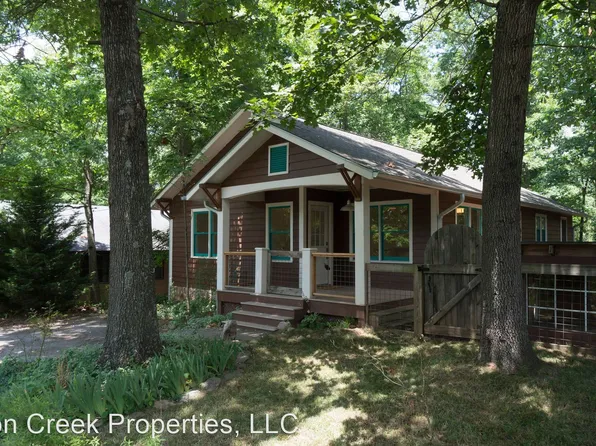 236 Courtland Pl, Asheville, NC 28801