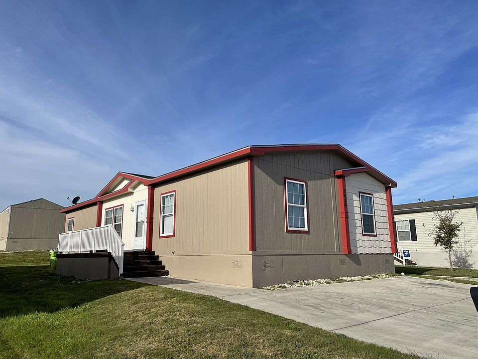 1st image of 7475 Golf Vista Blvd #200