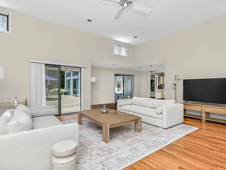 32 Fieldview Ln — Photo 13