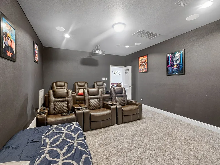 6200 Marigold Dr — Photo 9