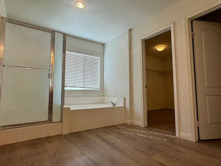 4566 Nicole Way — Photo 12