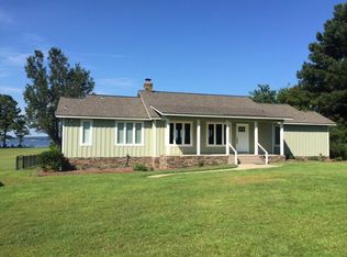 127 Gravel Point Rd, Fort Gaines, GA 39851