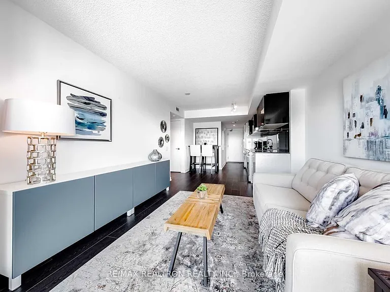 72 Esther Shiner Blvd #2010 — Photo 1