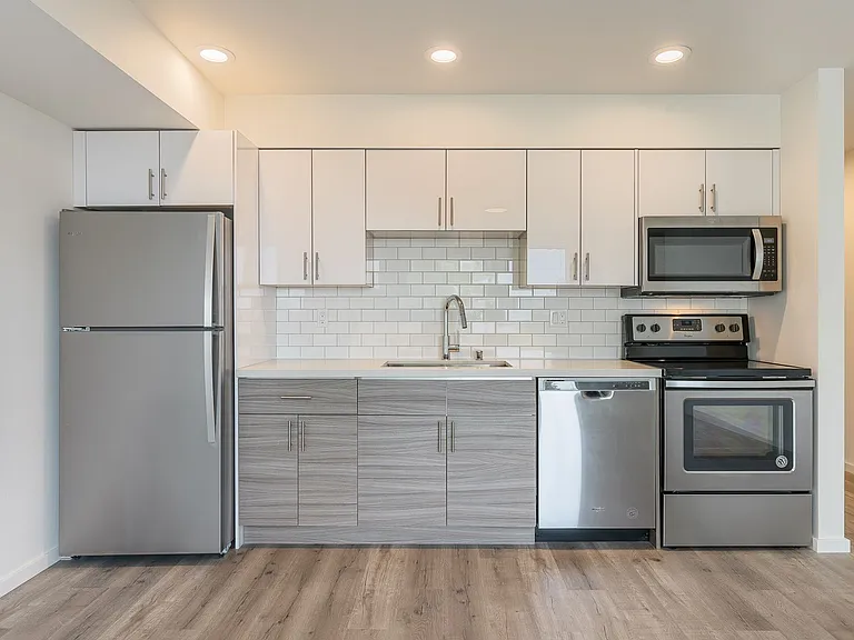 Reverie on Beacon Hill! Modern city living! — Photo 34