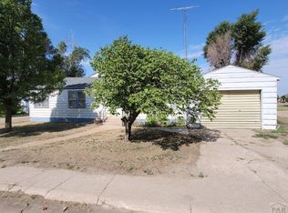 113 N 8th St, Holly, CO 81047