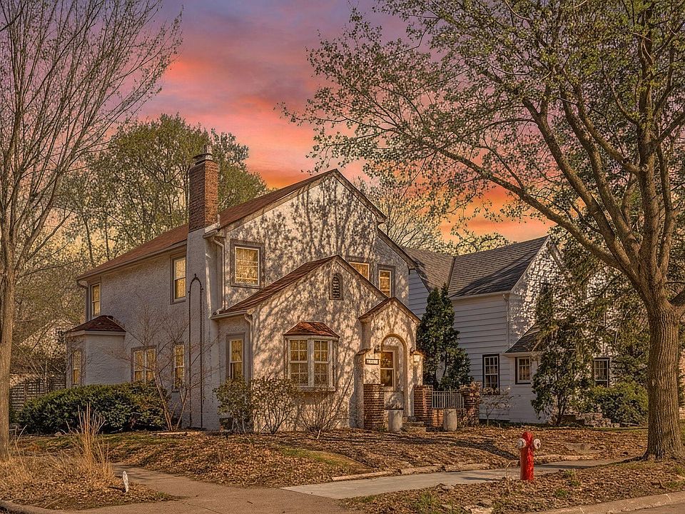 1st image of 3654 Xerxes Ave N