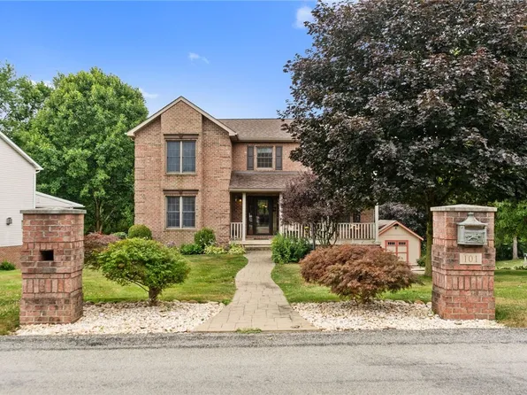 101 Meadow Dr, Beaver Falls, PA 15010