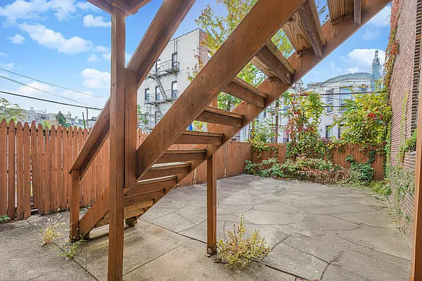 Sold by Ben Bay Realty Co. of Bay Ridge | media 35