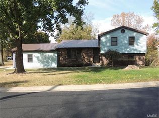 20 Oak Ridge Pond Rd, Hannibal, MO 63401