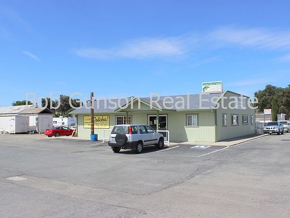 3rd image of 3500 E 18th St