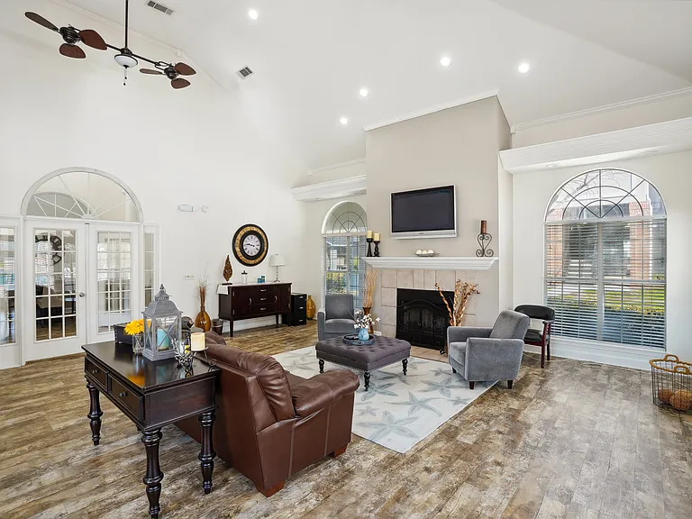 Palm Club Apartment Homes — Photo 8