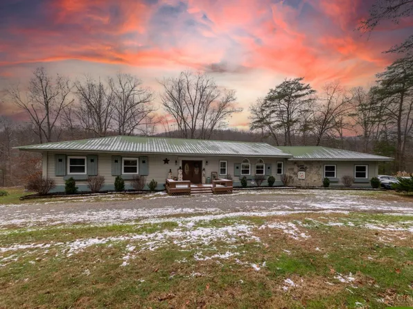 1056 Nace Corner Rd, Latham, OH 45646