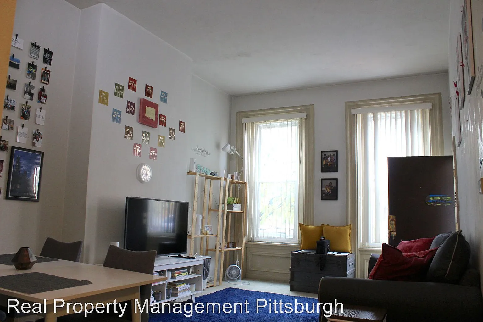 1329 W North Ave photo 1