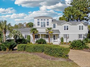 2208 Windward Shore Dr, Virginia Beach, VA 23451