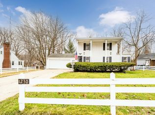 1230 Young Pl, Saint Joseph, MI 49085