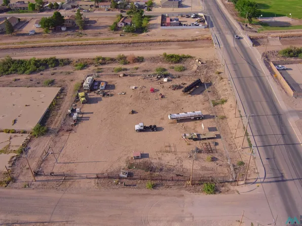 407 Harper St, Carlsbad, NM 88220
