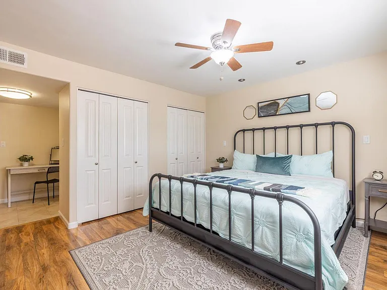 8315 E Orange Blossom Ln — Photo 6
