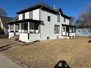312 8th Ave, Brookings, SD 57006
