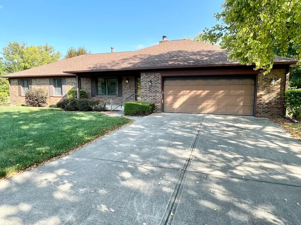 7642 Maxwelton St, Mooresville, IN 46158