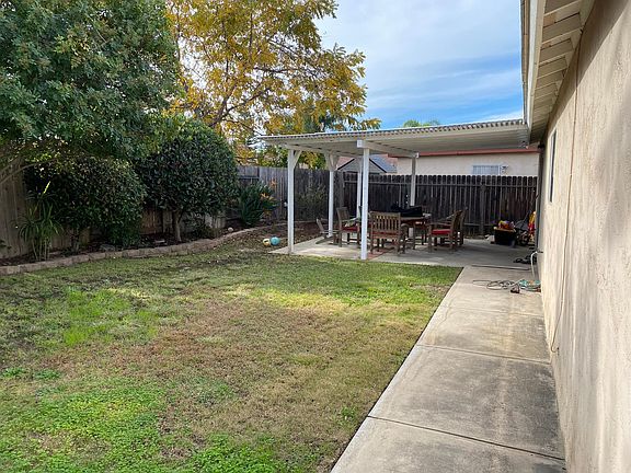 Backyard Covered Patio