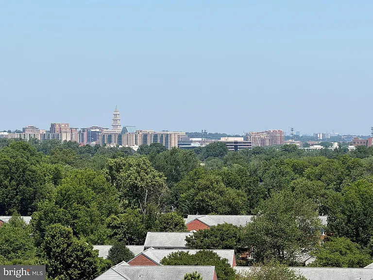 6621 Wakefield Dr #913 — Photo 43