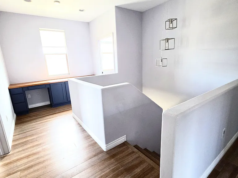 13438 Roselle Ave — Photo 27