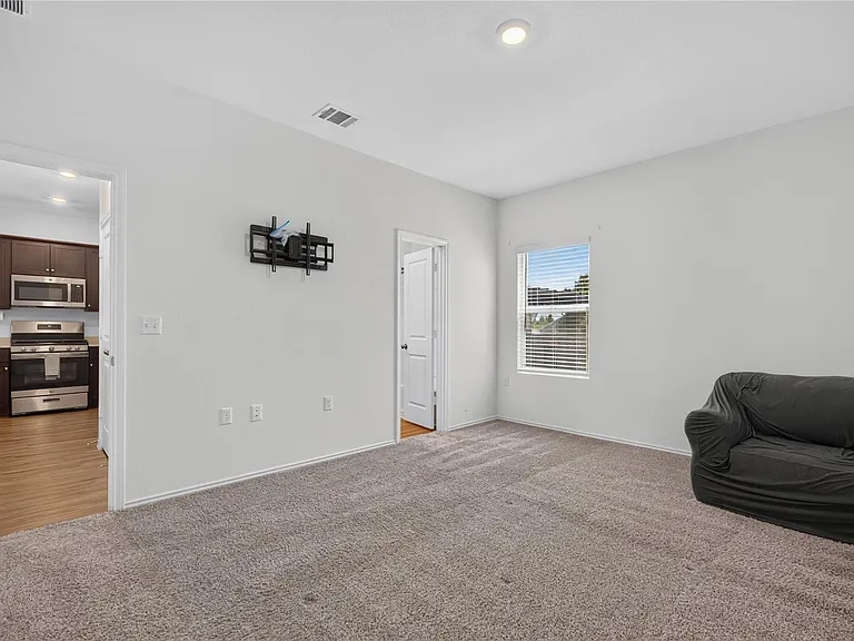 2521 Forgtemenot Ln — Photo 12
