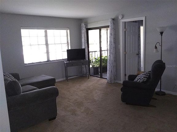3rd image of 19505 Quesada Ave APT K202