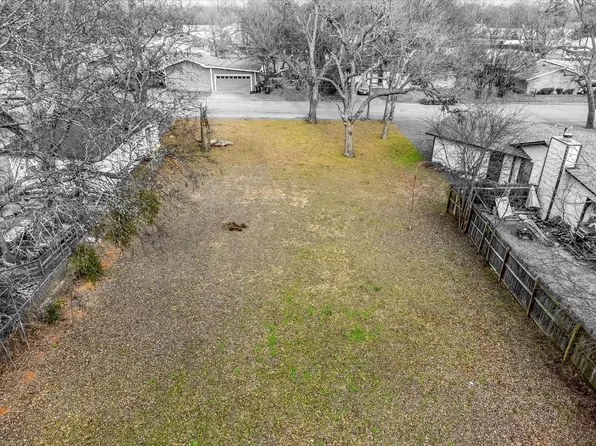 1111 N Douglas Ave Lot 2, Cleburne, TX 76033