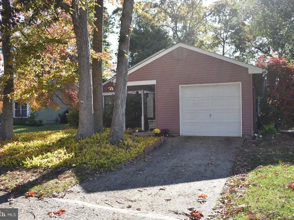 223 Lexington Dr, Little Egg Harbor, NJ 08087