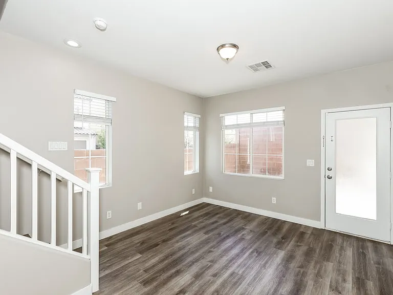 9881 Lime Tree St — Photo 5