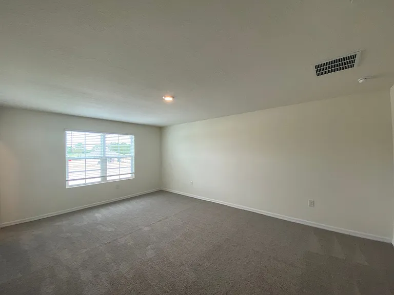 2113 NW 247th Dr — Photo 28