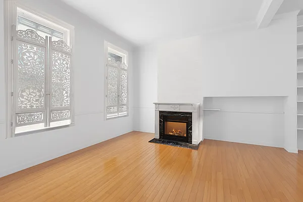 Sold by Bohemia Realty Group | media 7