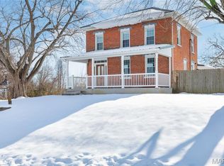 812 E Warren St, Bunker Hill, IL 62014