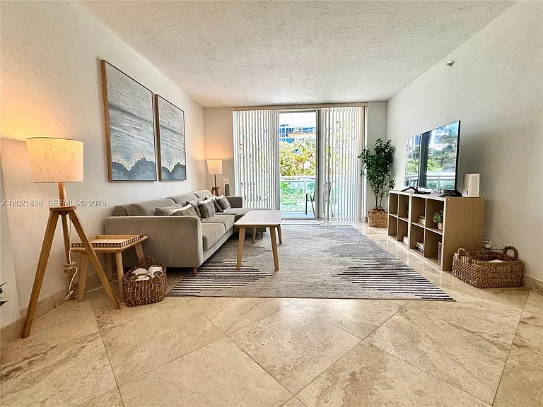 3001 S Ocean Dr #119 — Photo 2