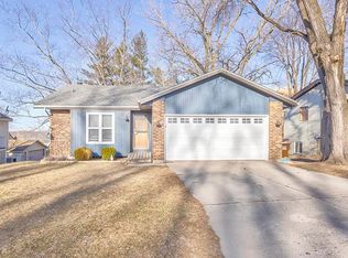 3224 Nadine Ave, Rockford, IL 61114