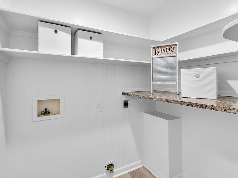 4041 Timber Wolf Cir — Photo 11