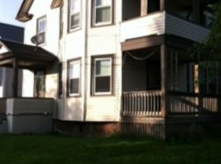 63 Sycamore St, Fairhaven, MA 02719